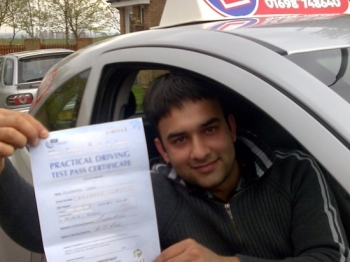 Can´t believe I passed FIRST TIME. <br />

Couldn´t have done this without Eamons help. <br />

He was patient and supportive of me and all lessons had a very friendly atmosphere.<br />

 <br />

Imran...